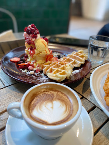 cafe STUDIO - 飲食業