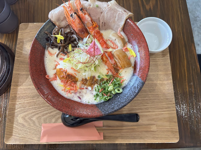 Opinii despre 海老そばとwine PARMI în 那覇市 - 飲食業