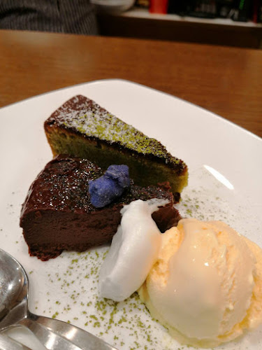 Comentarii opinii despre カフェ音（おん）