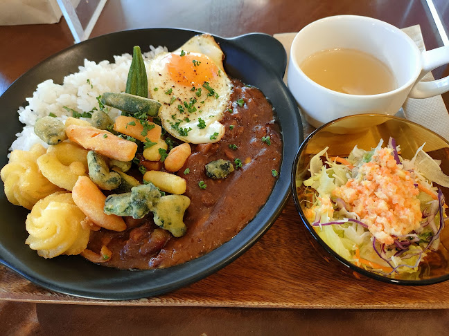 Opinii despre モゼクソール în 八王子市 - 飲食業