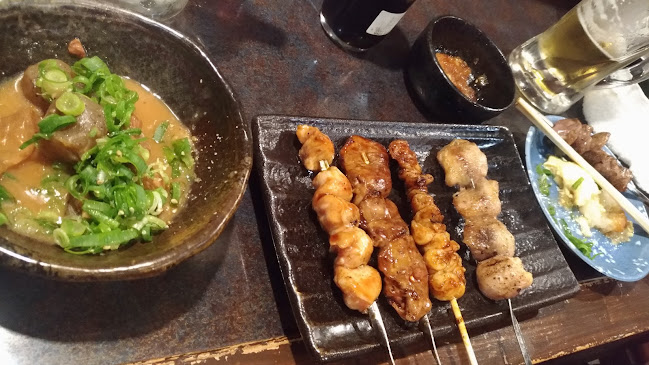 Comentarii opinii despre 炭火焼鶏と釜飯のizakaya CoCo