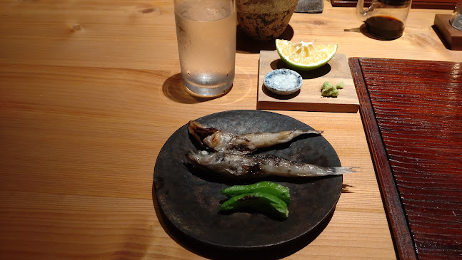 〒882-0821 宮崎県延岡市本町１丁目３−１４