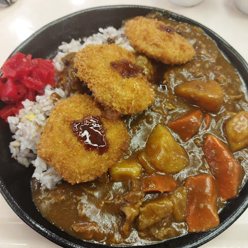 〒153-0051 東京都目黒区上目黒２丁目１９−１５