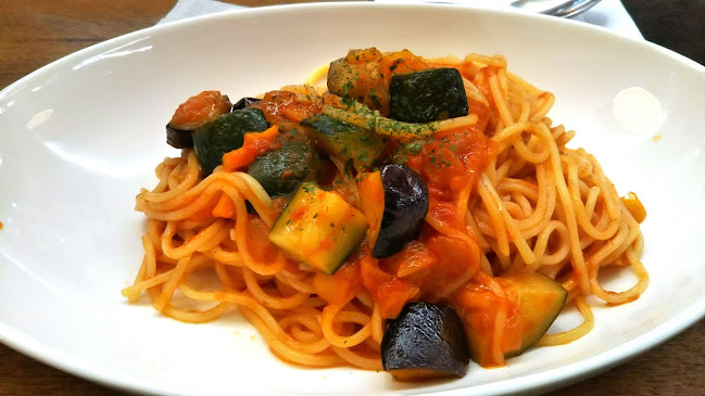 Opinii despre MOA cafe 幕張TIF店 în 習志野市 - 飲食業