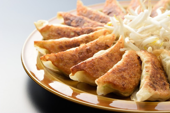 Opinii despre お持ち帰り専門店 餃子の村長 în 浜松市 - 飲食業