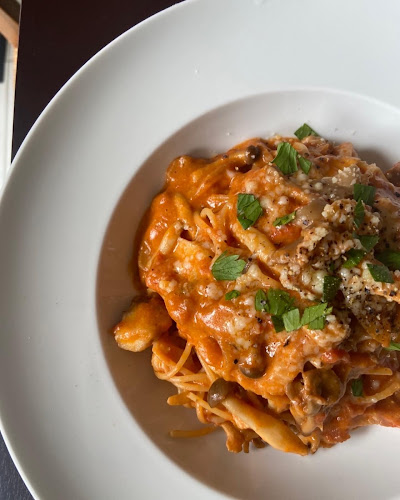 〒250-0011 神奈川県小田原市栄町２丁目１５−１４ 堤ビル 1階