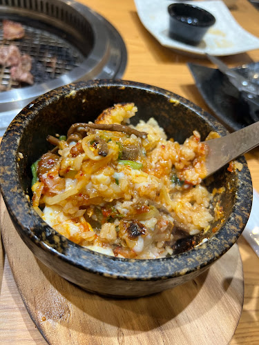 〒273-0003 千葉県船橋市宮本２丁目１２−１５