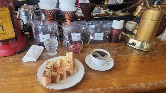 カフェ・コンティニュー - 飲食業