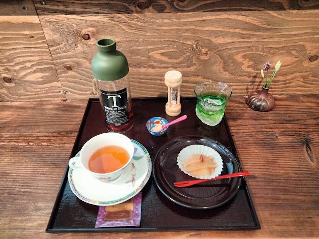 〒910-0006 福井県福井市中央１丁目１５−７