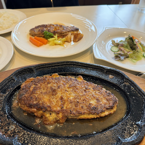 〒515-0072 三重県松阪市内五曲町１１５−２０