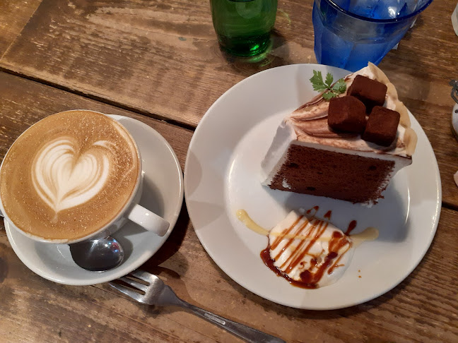 Comentarii opinii despre The Coffee Market 145