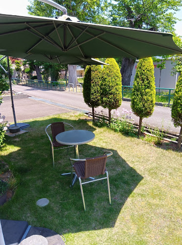 プティタムール - 飲食業