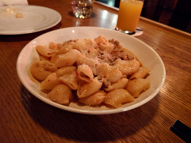 MR. MAURICE’S ITALIAN & Rooftop Bar（ミスター・モーリスズ・イタリアン&ルーフトップバー） - 飲食業