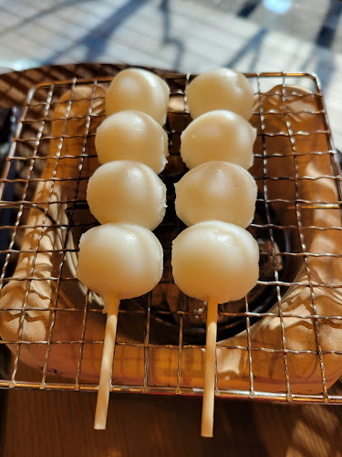 〒403-0032 山梨県富士吉田市上吉田東７丁目２７−１