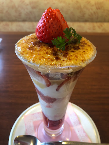 〒880-0805 宮崎県宮崎市橘通東４丁目２−１１