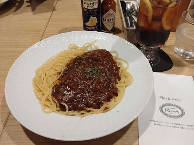 Opinii despre カフェ ルノアール 横浜元町店 în 横浜市 - 飲食業