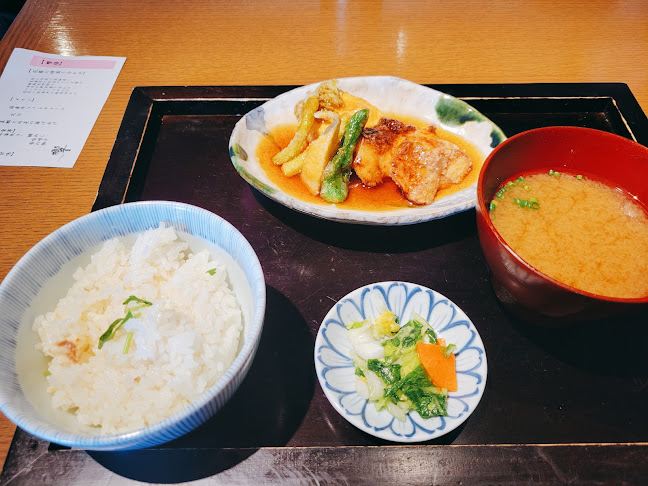 Comentarii opinii despre ダイナミックキッチン＆バー 響 横浜スカイビル店