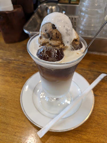 カフェ・コンティニュー