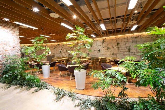 イー·エー·グラン そごう横浜店 - 飲食業