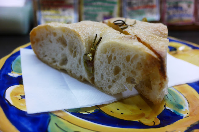 Lumino Carino（ルミーノカリーノ） - 飲食業