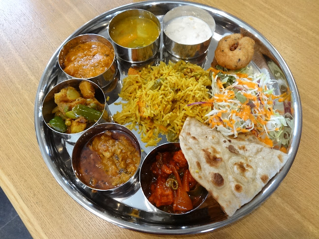 スズキパンジャブ レストラン&カフェ：インドカレー、ビリヤニ、ケバブ - 小山市