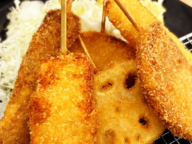 Comentarii opinii despre 串カツ田中 キュービックプラザ新横浜店