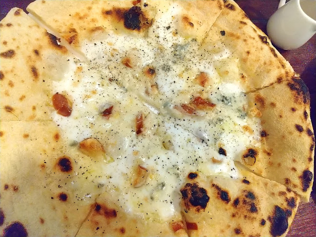 トラットリア バル ブルローネ - 飲食業