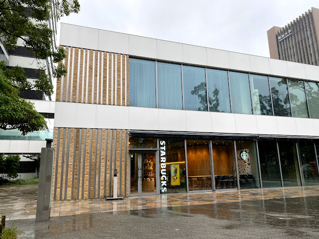 〒164-0001 東京都中野区中野４丁目１０−２