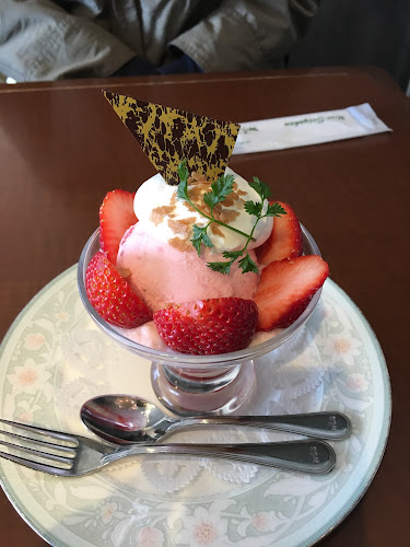 上野精養軒 - 飲食業