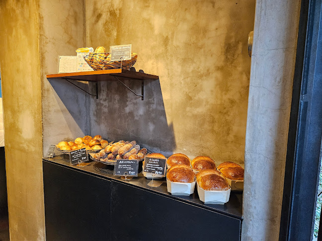 〒162-0813 東京都新宿区東五軒町１−８