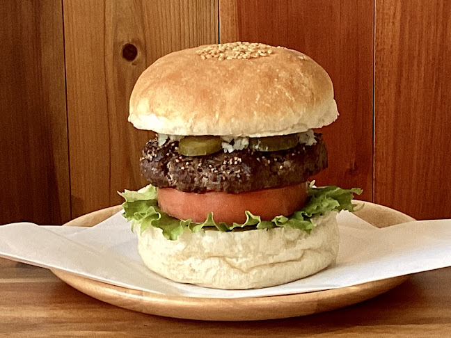 Opinii despre SOUTH SIDE BURGER（サウスサイドバーガー） în 田原本町 - 飲食業