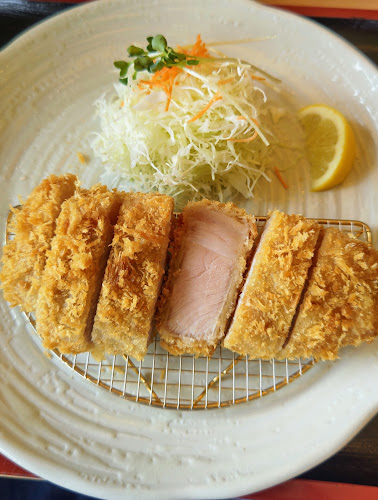 〒417-0047 静岡県富士市青島町２７７