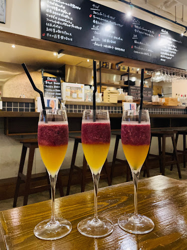 Opinii despre 海老そばとwine PARMI în 那覇市 - 飲食業