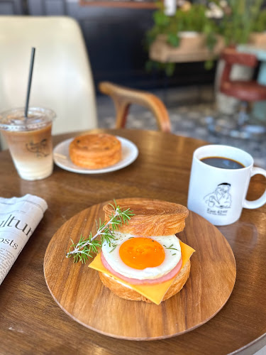 〒604-8115 京都府京都市中京区蛸薬師通堺町西入雁金町373番地 みよいビル 1階