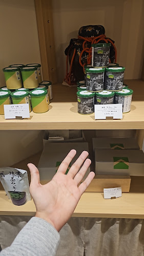 Comentarii opinii despre ATELIER MATCHA