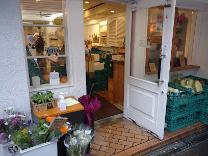 農家野菜の八百屋 ベジイノベーション