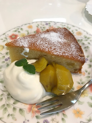 おはなしCafe白い花 - 飲食業