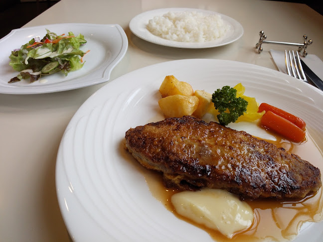 西洋肉料理 岡 - 飲食業