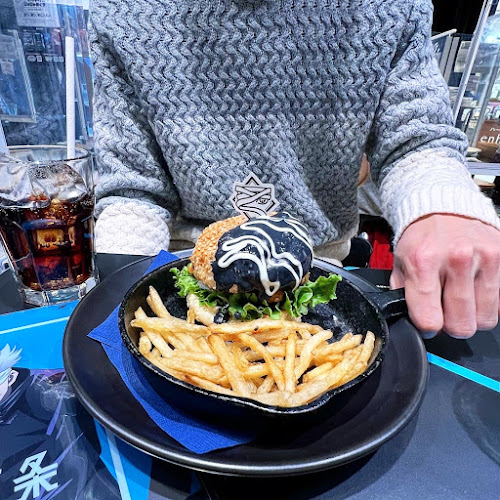 Comentarii opinii despre BOX cafe&space 名古屋ラシック1号店