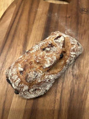 〒253-0051 神奈川県茅ヶ崎市若松町８−２０