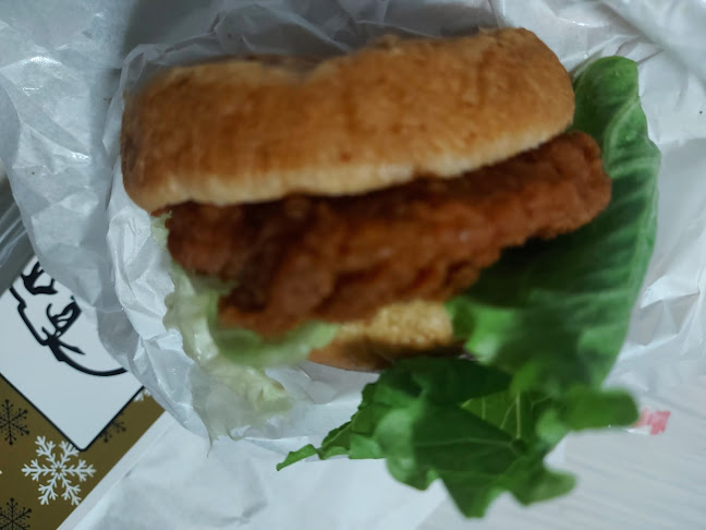 Comentarii opinii despre ケンタッキーフライドチキン福岡今宿店