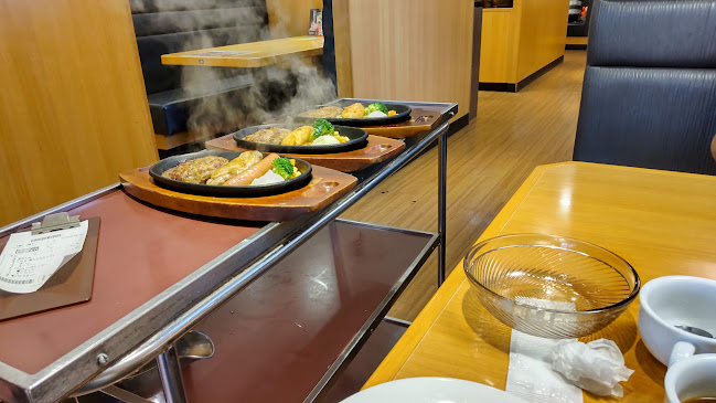 Opinii despre ステーキ宮 戸塚平戸店 în 横浜市 - 飲食業