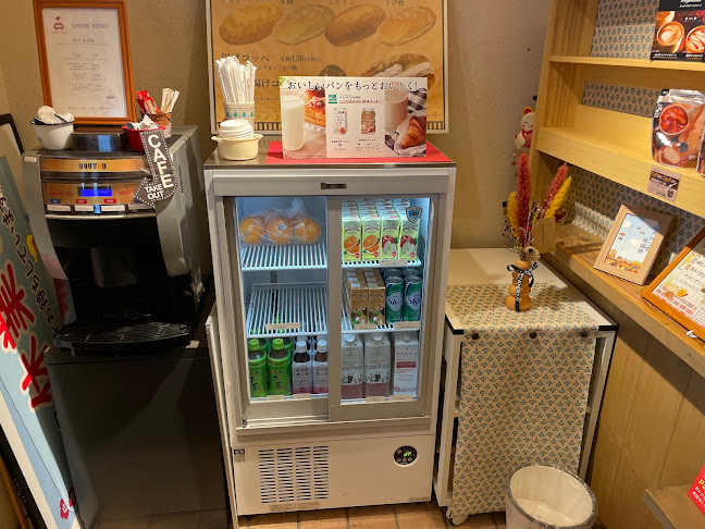 コッペdeベーカリー マグノリア - 飲食業