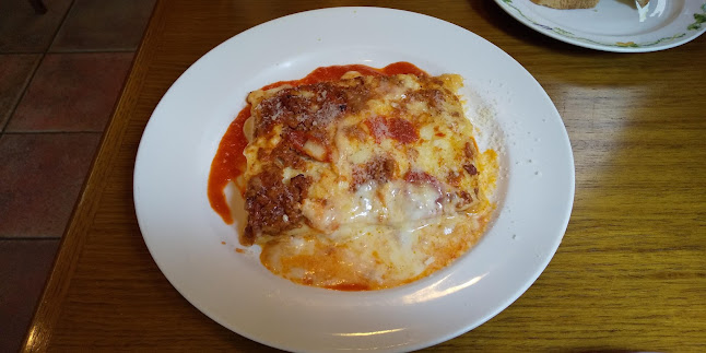 〒101-0051 東京都千代田区神田神保町１丁目４２−２