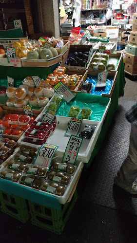 Opinii despre コーナー西川 în 神戸市 - 飲食業