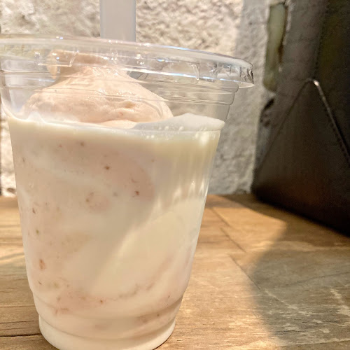 ウッドベリーズ 本店 - 飲食業