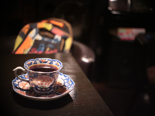 ミュージックバー イン - 飲食業