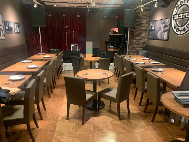 〒031-0032 青森県八戸市三日町１６ ハートビルマルフク 1F