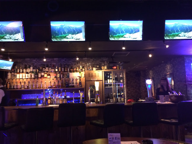 アミューズメントバー アクア・ドロップ - 釧路市