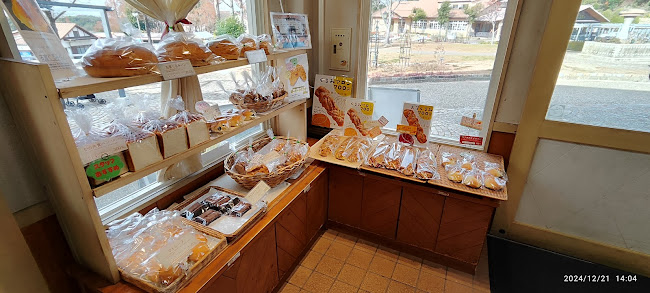 街のパン屋＆石窯パン工房 - 飲食業